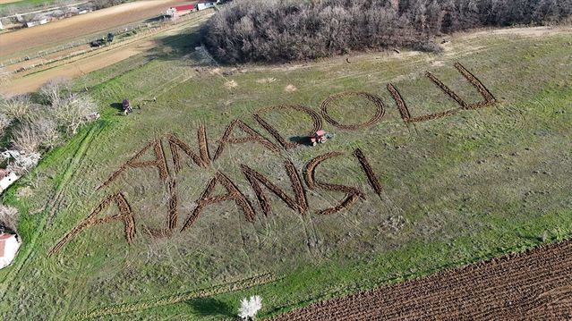 Kırklarelili Çiftçi Burak Tunçkol'dan Anadolu Ajansı'nın 106. Yılına Özel Kutlama