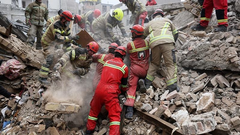 İran Savaşı 15. Gününde: Petrol Tesisleri Hedefte