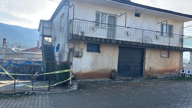 Manisa'da Boşanma Aşamasındaki Eşini ve Ailesini Öldüren Şüpheli Yakalandı