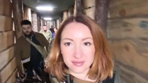 Ukraynalı Gazeteci Cephedeki Geniş Yeraltı Koridorlarını Gösterdi