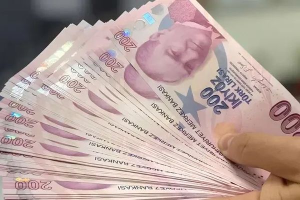 Emeklilere Temmuz Zammının Yarısı Mart Enflasyonuyla Netleşti