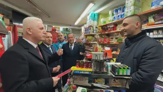 İstanbul'da Zimem Defteri Geleneği Hayırseverlerle Yaşatılıyor