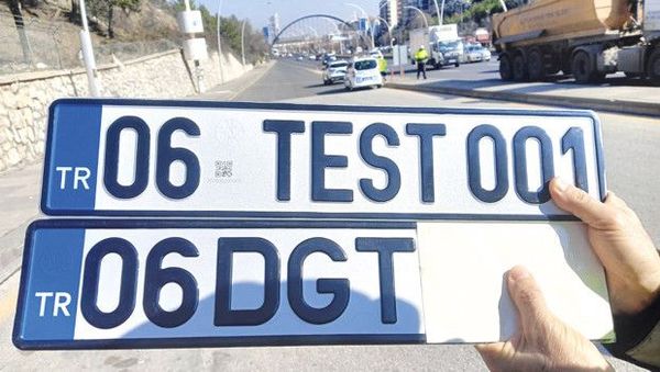 İçişleri Bakanlığı: Sahte Plakaya 1 Nisan'dan İtibaren 140 Bin TL Ceza Başlıyor