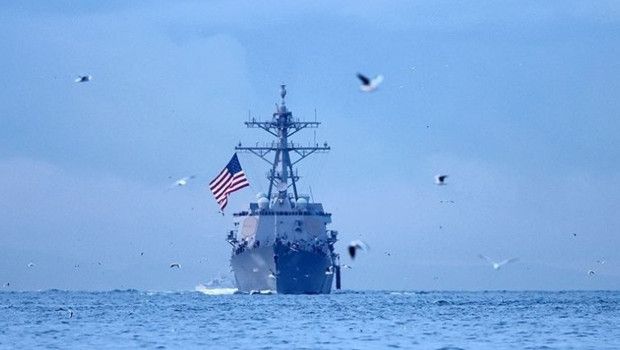 ABD, Orta Doğu'ya 3 Savaş Gemisi ve 2 Bin 500 Deniz Piyadesi Gönderiyor