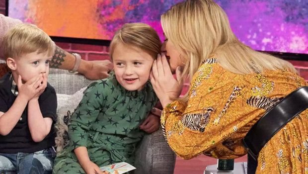 Kelly Clarkson, Eski Eşi Brandon Blackstock'ın Ölümünün Ardından Babasız Kalan Çocuklarını Nasıl Teselli Ediyor