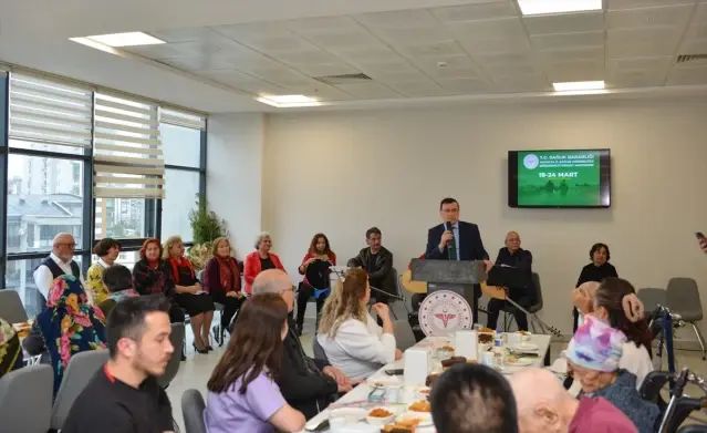 Antalya’da Ulusal Yaşlılar Haftası Kapsamında Farkındalık Etkinliği Düzenlendi