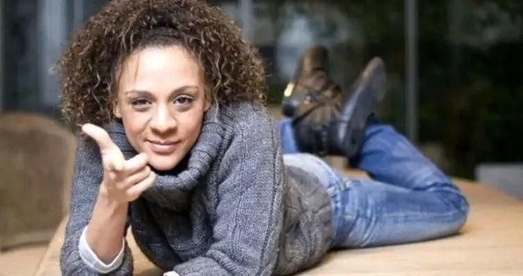 Defne Joy Foster'ın Annesi: Kızımın Ölümünde FETÖ İhtimali Üzerinde Duruyorum