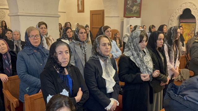 Midyat'ta Süryaniler Paskalya Bayramı'nı Coşkuyla Kutladı