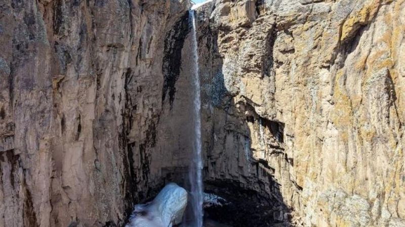 Van Muradiye’deki Yaşar Kemal Şelalesi Yeniden Akışa Geçti