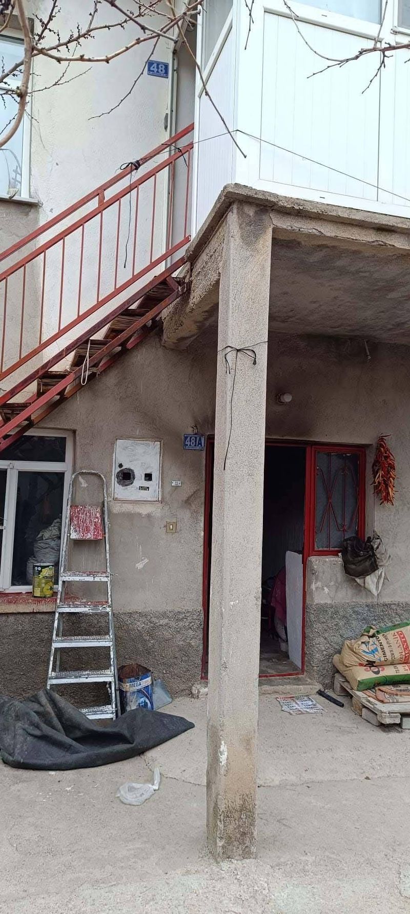 Konya'da Ev Yangını: Bir Kişi Hayatını Kaybetti, Diğeri Hastaneye Kaldırıldı