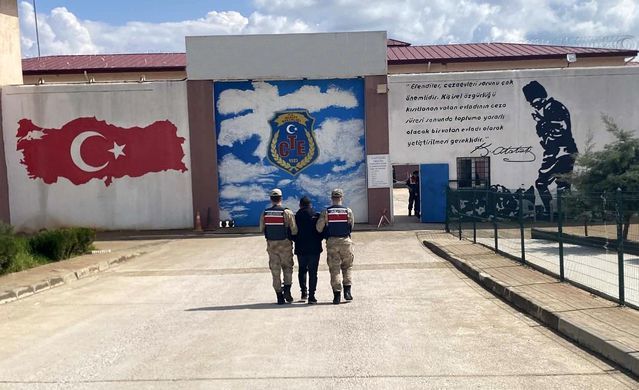 Gaziantep'te 22 Yıl Kesinleşmiş Hapis Cezası Olan Hırsızlık Zanlısı Yakalandı