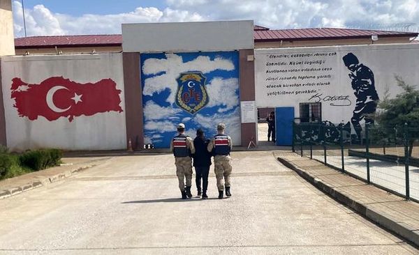 Gaziantep'te 22 Yıl Kesinleşmiş Hapis Cezası Olan Hırsızlık Zanlısı Yakalandı