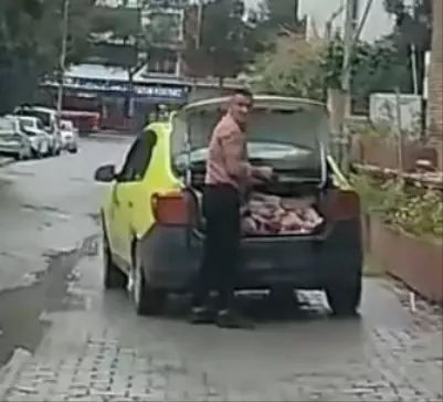 Atakum'da Taksiden Et Taşıyan Lokantaya Para Cezası Verildi