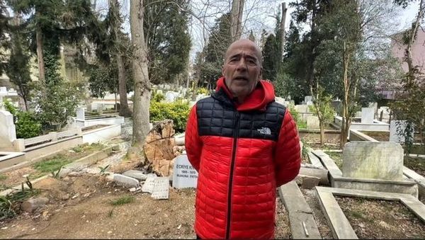 Sarıyer'deki Fırtına Mezarlıklarda Hasara Yol Açtı, Vatandaşlar Yetkililerden Çözüm Bekliyor