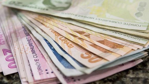 Tesla, Autopilot Temel Özelliklerini Ücretli Aboneliğe Dönüştürdü