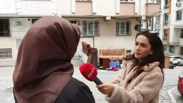 Esenyurt'ta Kiracısının Eşyalarını Sokak Ortasına Koyan Ev Sahibi Tartışma Yarattı