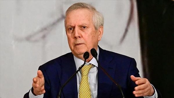 Aziz Yıldırım Fenerbahçe Başkanlığı İçin Aday Olmayacağını Açıkladı