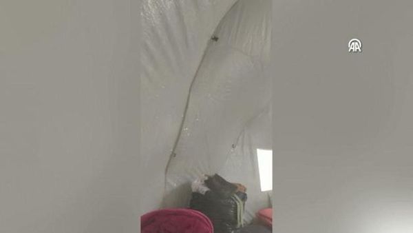 Gazze'de İki Kez Yetim Kalan Cennet'in Hayatındaki Zorluklar ve Umutları