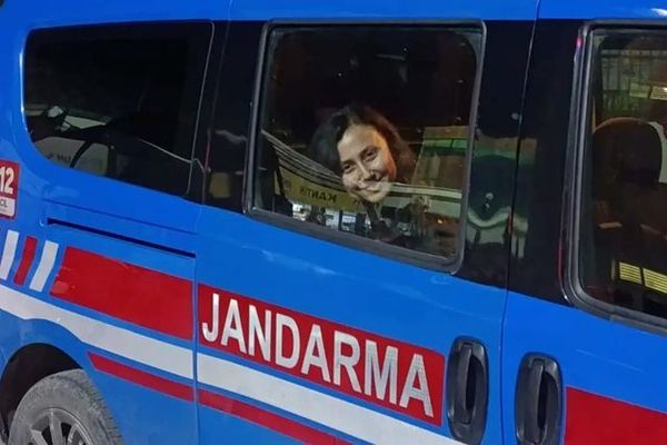 Esra Işık, Akbelen’deki keşif heyetine tehditte bulunarak gözaltına alındı