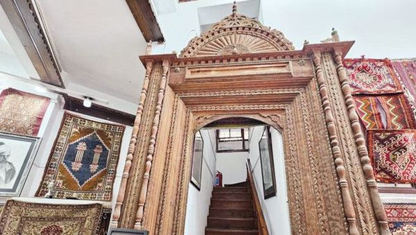 Antalya Kaleiçi'nde Tarihi Mihrap Vandalizme Kurban Gitti