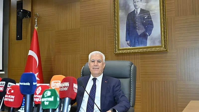 Bursa Büyükşehir Belediyesi AK Parti'nin Yönetimine Geçti