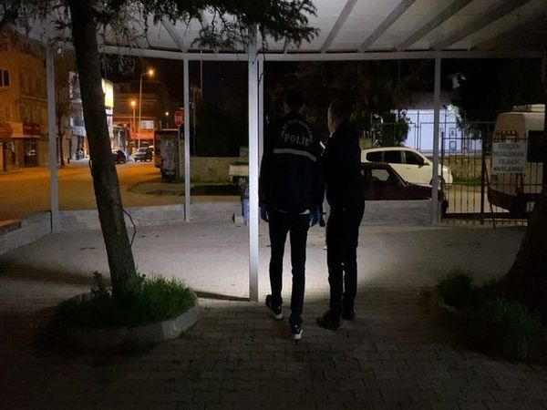 Bursa İnegöl'de Bıçaklı Kavgada Bir Kız Tutuklandı