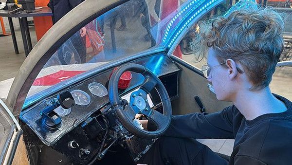 Samsun’da Lise Öğrencileri 7,5 Beygir Gücünde Dizel Motorlu Araç Üretti