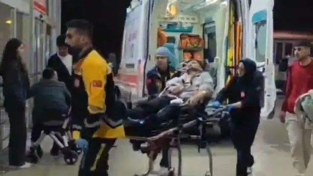 Adana Kozan'da Bıçaklı ve Sopalı Kavgada İki Kişi Yaralandı