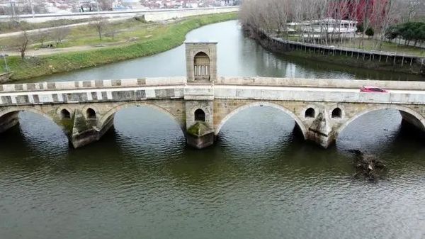 Edirne'de Yağışların Belirli Dönemlere Yoğunlaşması Endişe Yaratıyor