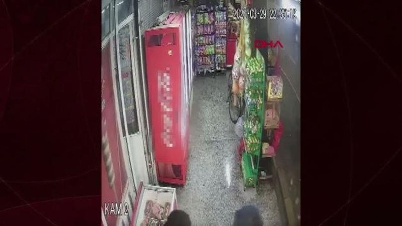 Kocaeli'de 17 Yaşındaki Genç Bıçaklı Saldırıda Hayatını Kaybetti