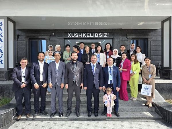 Buhara'da 1. Uluslararası Türk Dünyası Ortak Değerler Sempozyumu Düzenlendi