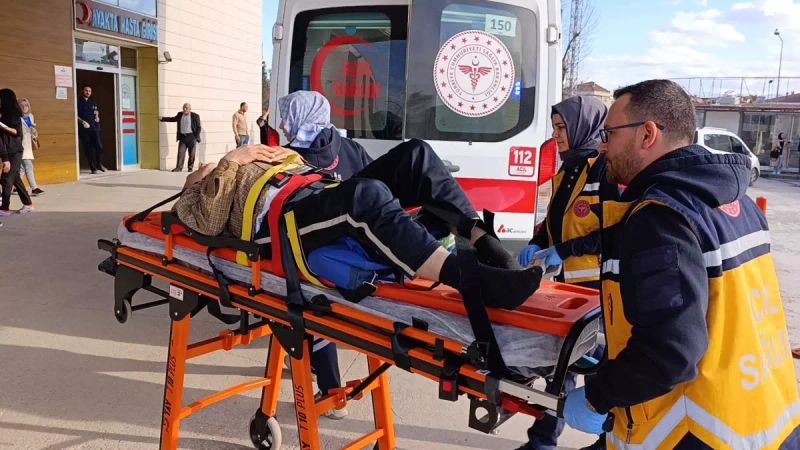 Bursa İnegöl'de Traktör Altında Kalan Adam Ağır Yaralandı