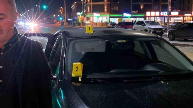 Bursa İnegöl'de Yorgun Mermi Otomobile İstedi, Yolcular Korku Yaşadı