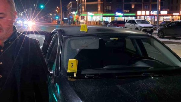 Bursa İnegöl'de Yorgun Mermi Otomobile İstedi, Yolcular Korku Yaşadı