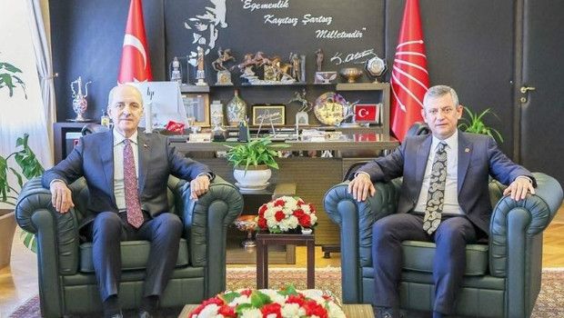 Meclis Başkanı ve CHP Lideri Türkiye'deki Çözüm Sürecine Destek Verdi