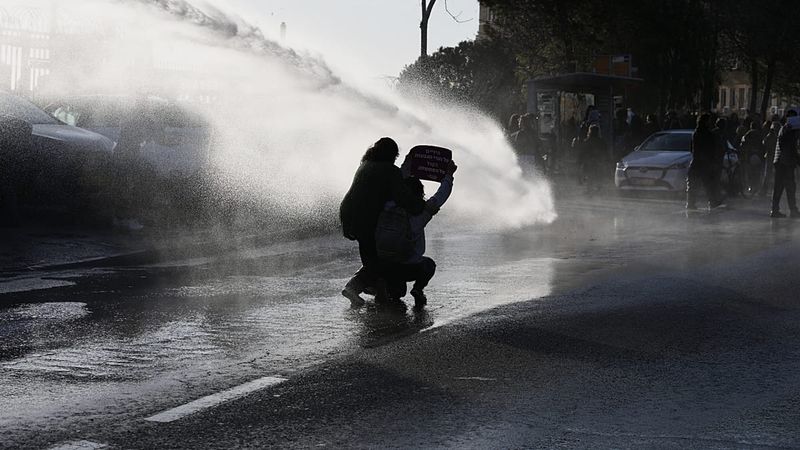 İsrail'in İdam Yasasına Karşı Kudüs'te Protesto ve Polis Müdahalesi