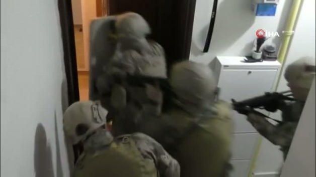 Bursa’da 700 Polis Katılımıyla Şafak Operasyonu: 59 Kişi Tutuklandı