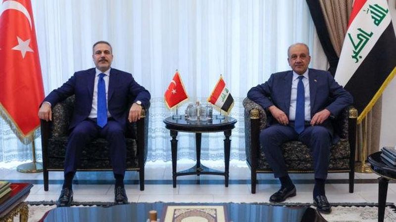 Bakan Fidan, Ankara'da Irak Savunma Bakanı Abbasi ile Görüştü