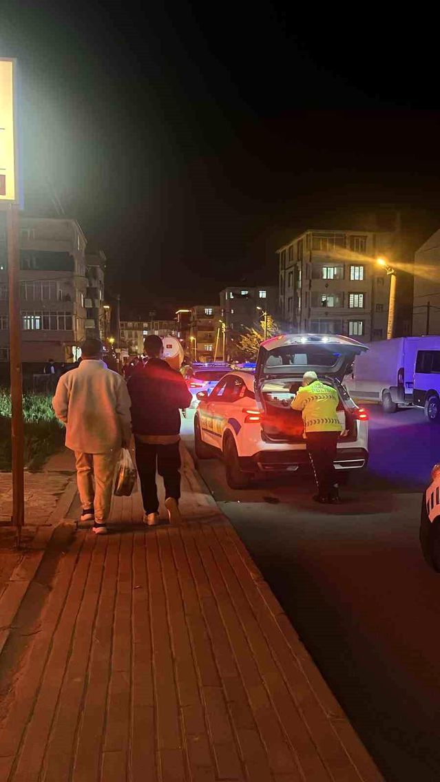 Kapaklı'da Toplu Taşıma Aracı ile Otomobil Çarpıştı: 9 Yaralı