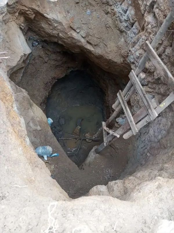 Kırıkkale Bahşili'de Define Kazısı Yapan 4 Şüpheli Yakalandı