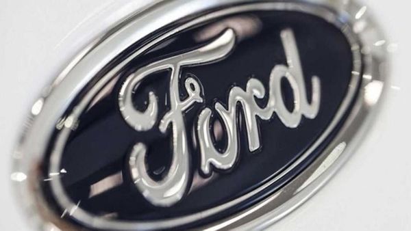 Ford, Silecek Motoru ve Tahrik Mili Sorunları Nedeniyle Yüz Binlerce Aracı Geri Çağırdı