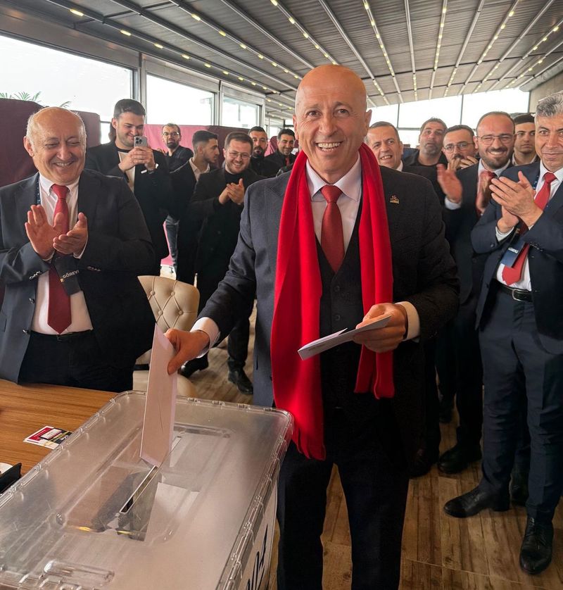 Ömer Madırlı, DAİB Başkanlığına Seçildi