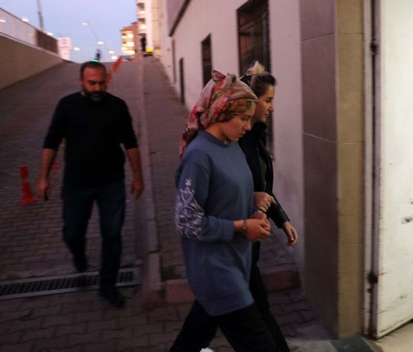 Kayseri'de Eşini Öldüren Kadına Verilen Ceza Bozularak Dosya Yeniden İncelenecek