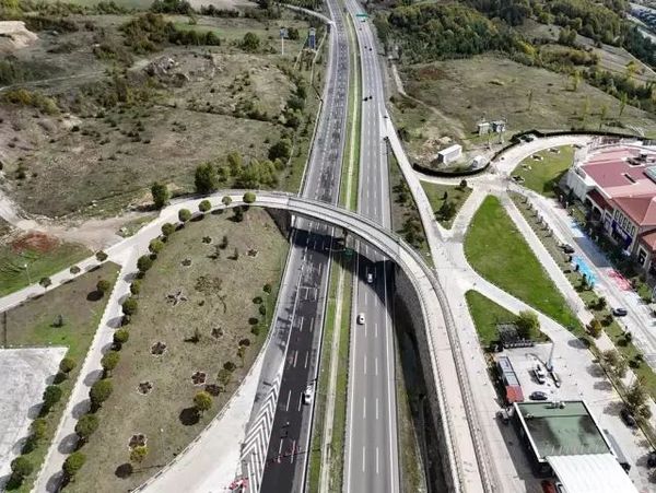Bolu Dağı Tüneli Ramazan Bayramı Tatilinde Yoğun Trafiğe Sahne Oldu