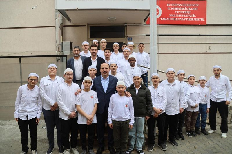 Başkan Altay’dan Hafız Adaylarına Aylık 2 Bin Lira Eğitim Desteği Müjdesi