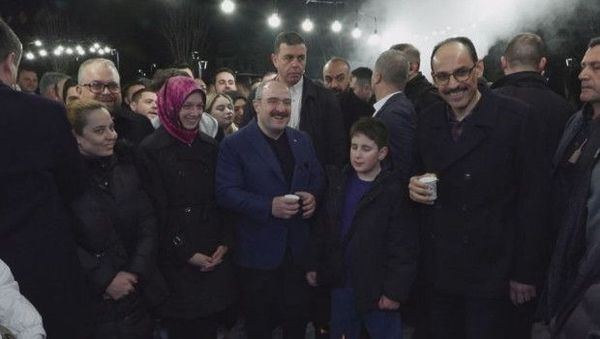 MİT Başkanı İbrahim Kalın ve Varank, Çankaya'da Vatandaşlarla Sahurda Buluştu