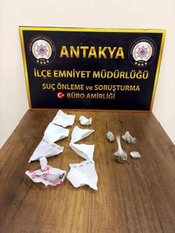Hatay Antakya'da Uyuşturucu Operasyonunda 4 Şüpheli Yakalandı
