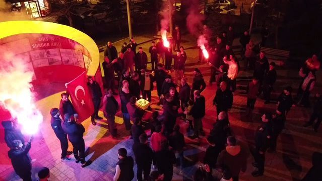 İnegöl'de Polis Haftası'na Mahalleden Sürpriz Kutlama