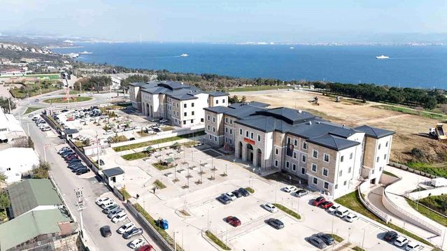 Darıca'da Yeni Hükümet Konağı ve Belediye Hizmet Binası Resmen Hizmete Açıldı