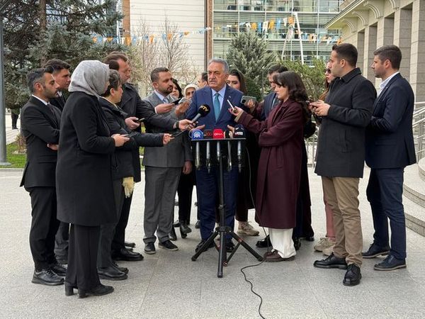 AK Parti'li Yazıcı: Türkiye'nin Ara Seçim Gündemi Bulunmamaktadır